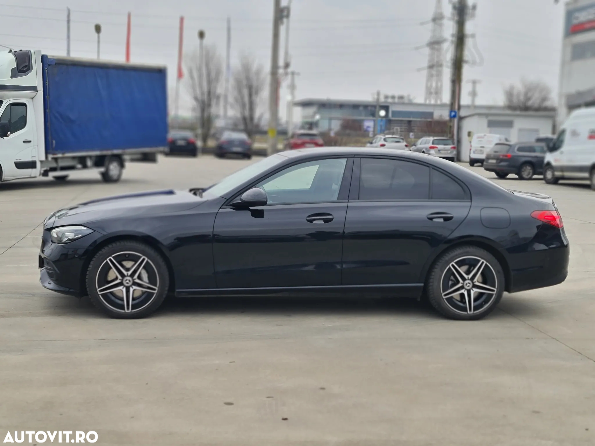 Mercedes-Benz C 300 e T 9G-TRONIC Edition Avantgarde - 8