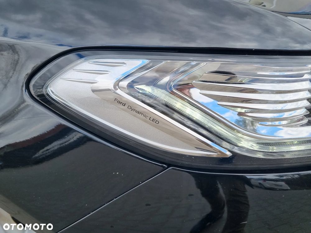 Ford Mondeo SW 2.0 Hybrid Titanium - 25