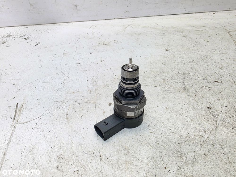 CZUJNIK CIŚNIENIA PALIWA AUDI A A5 A6 A7 Q75 Q7 3.0 TDI 059130764AK - 2