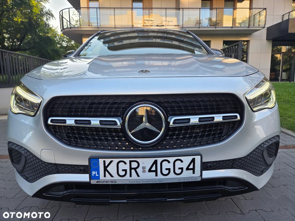 Mercedes-Benz GLA 250 4-Matic AMG Line - 16