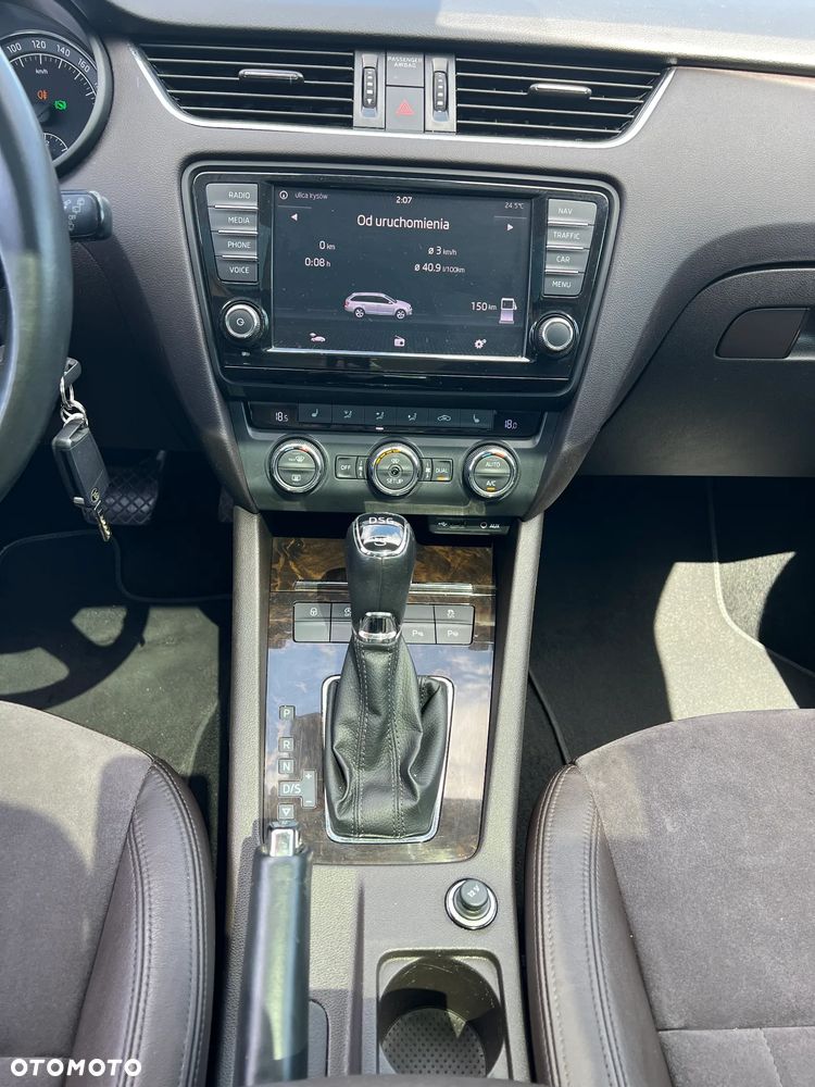 Skoda Octavia 2.0 TDI 4x4 DSG L&K - 15