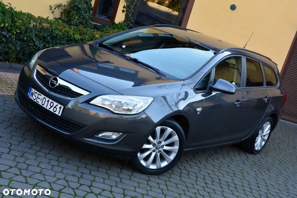 Opel Astra 1.4 Turbo Sports Tourer 150 Jahre - 1