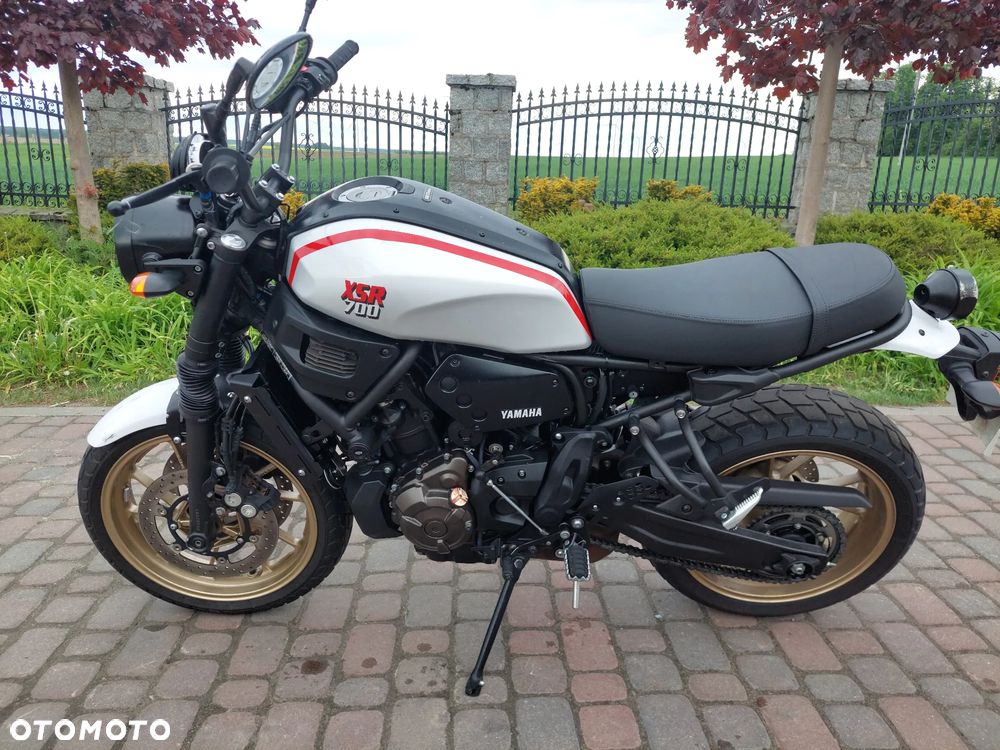 Yamaha XSR - 2