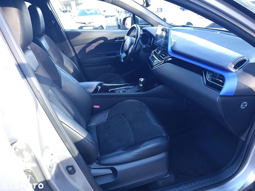 Toyota C-HR 1.8 Hybrid Dynamic - 27