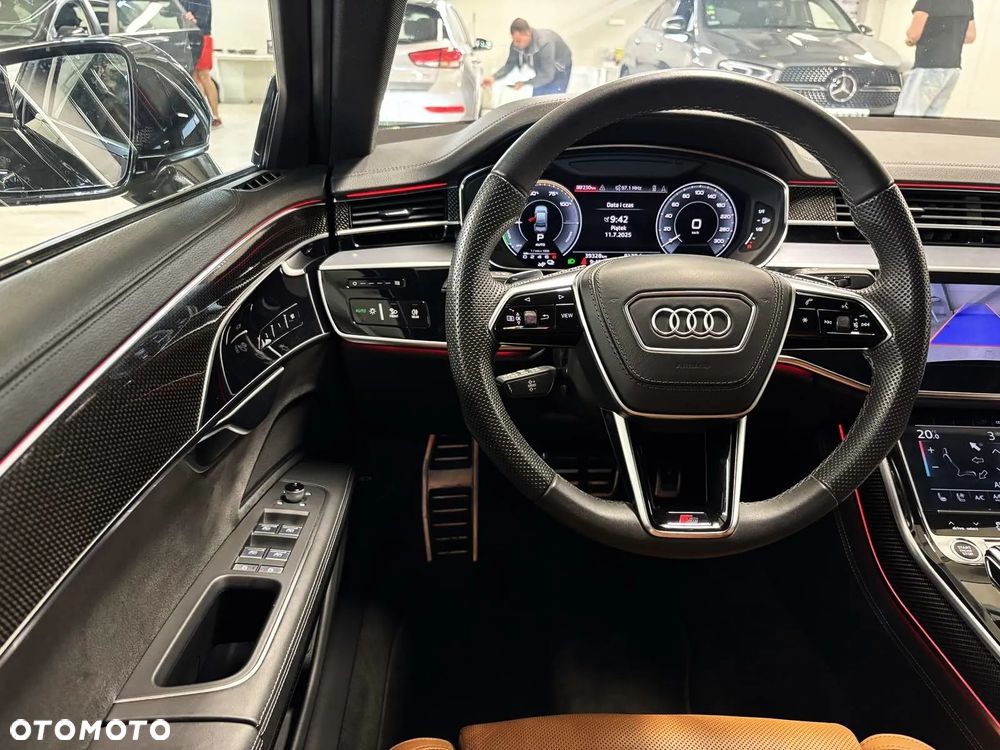 Audi A8 L 60 TFSI e Quattro Tiptronic - 11