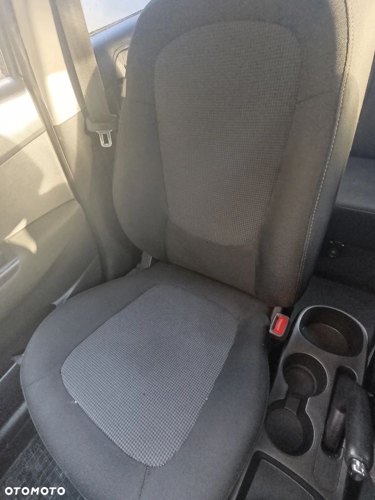 Hyundai i20 - 16