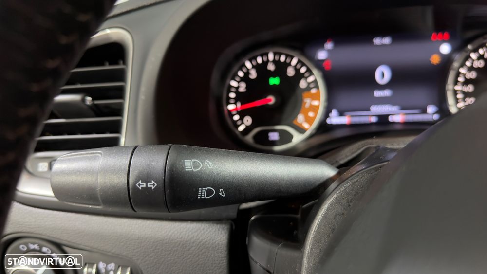 Jeep Renegade 1.0 T-GDI Limited - 23