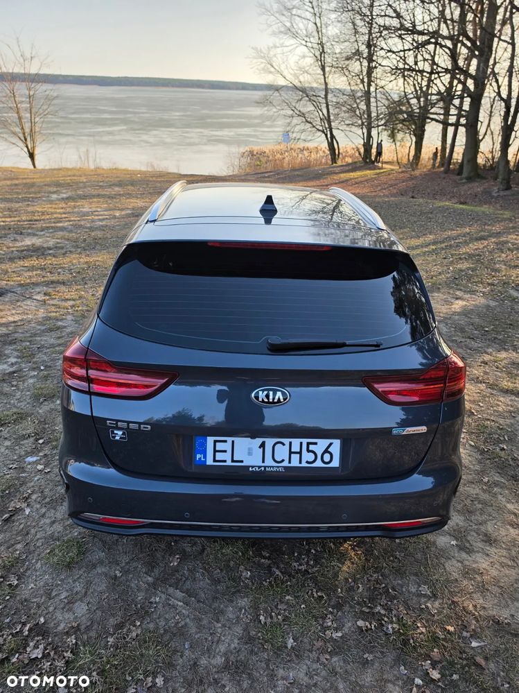 Kia Ceed - 6