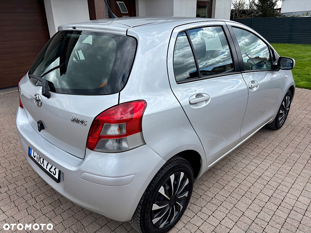 Toyota Yaris 1.33 Prestige - 14