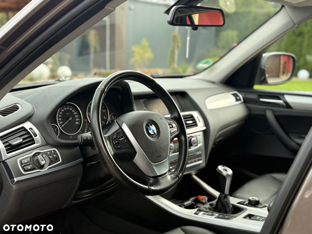 BMW X3 xDrive20d - 14