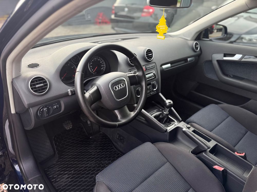Audi A3 Sportback - 17