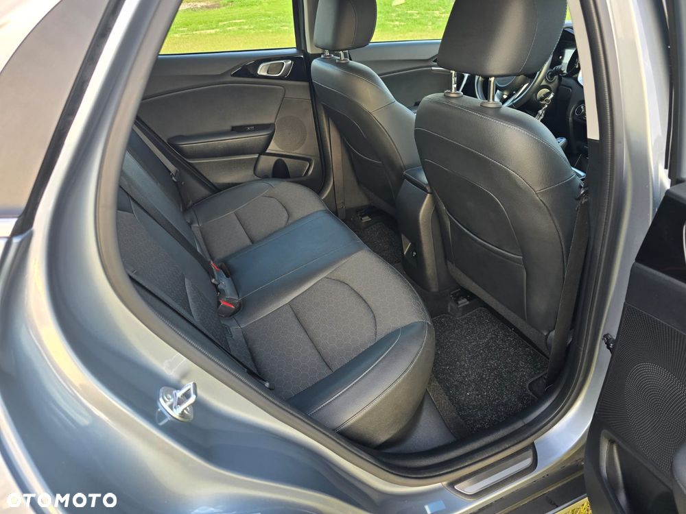 Kia XCeed 1.0 T-GDI Business Line - 19