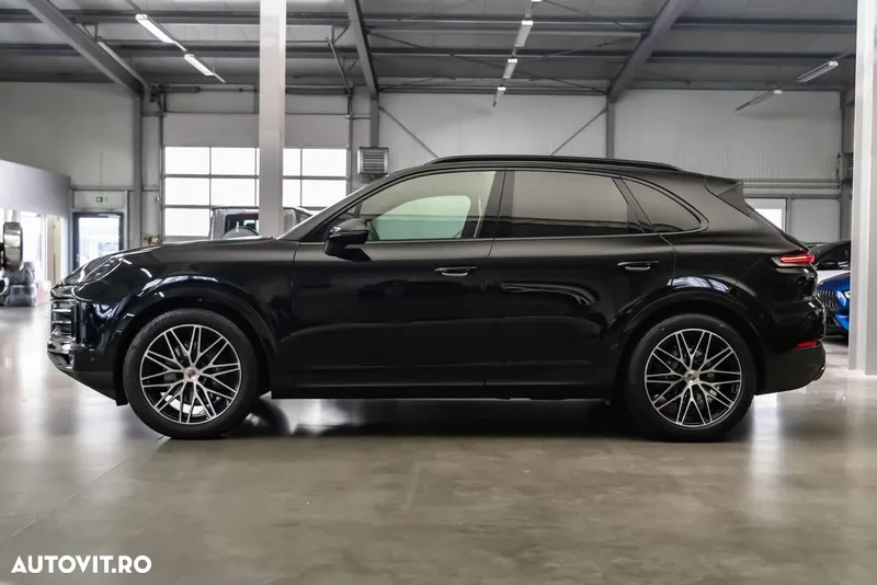 Porsche Cayenne - 8