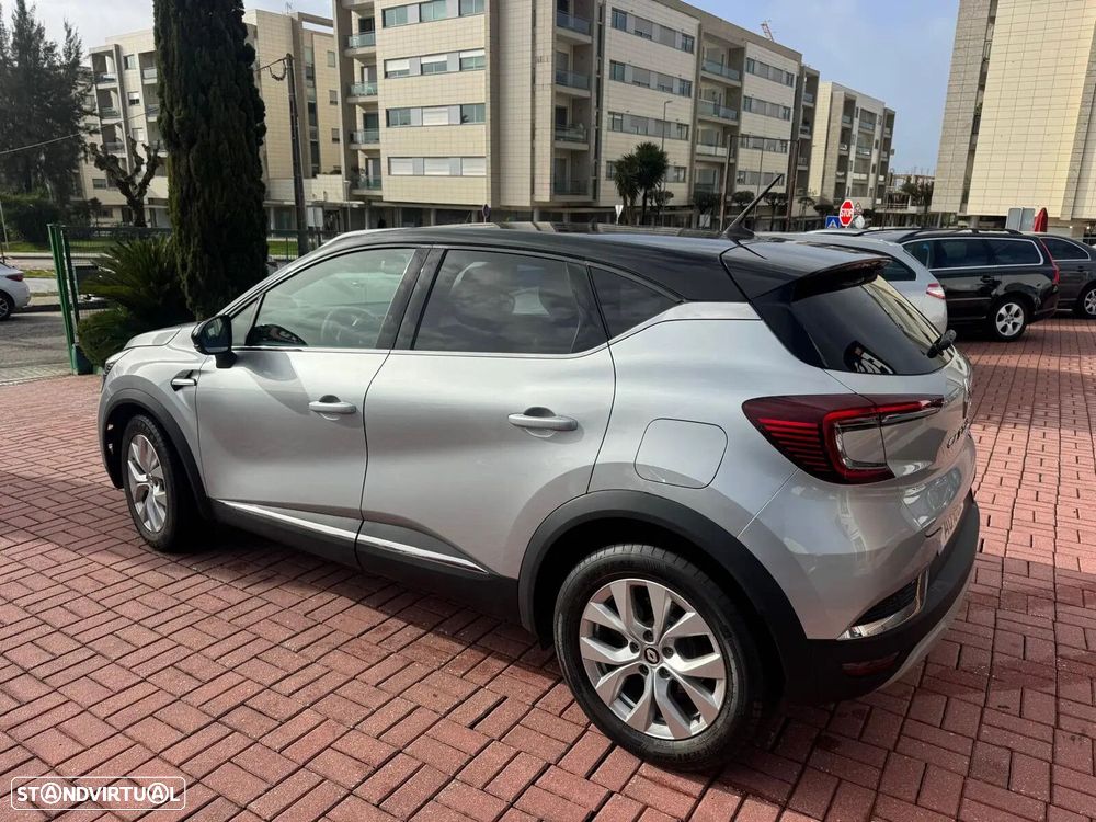 Renault Captur 1.6 E-Tech Plug-In Hybrid Techno - 4