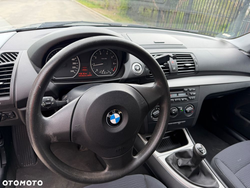 BMW Seria 1 116i - 18