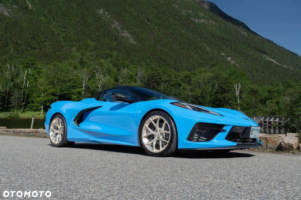 Chevrolet Corvette - 17