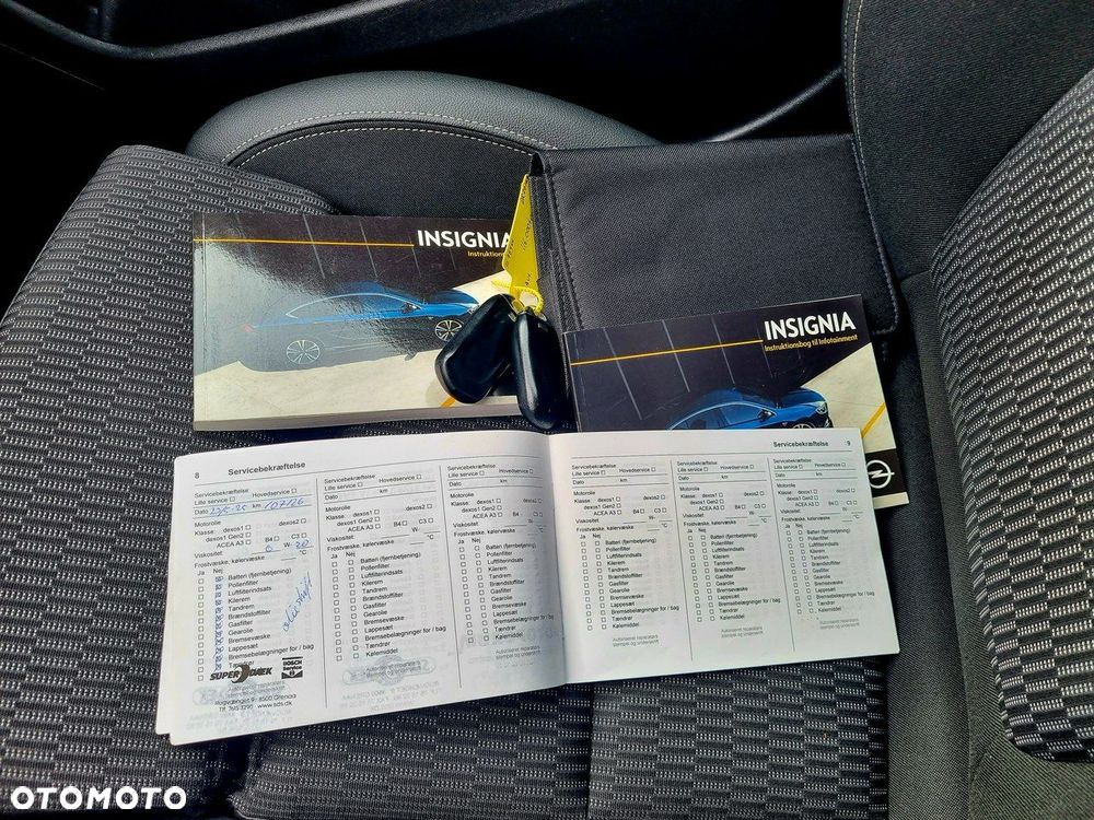 Opel Insignia 1.5 T Enjoy S&S - 24