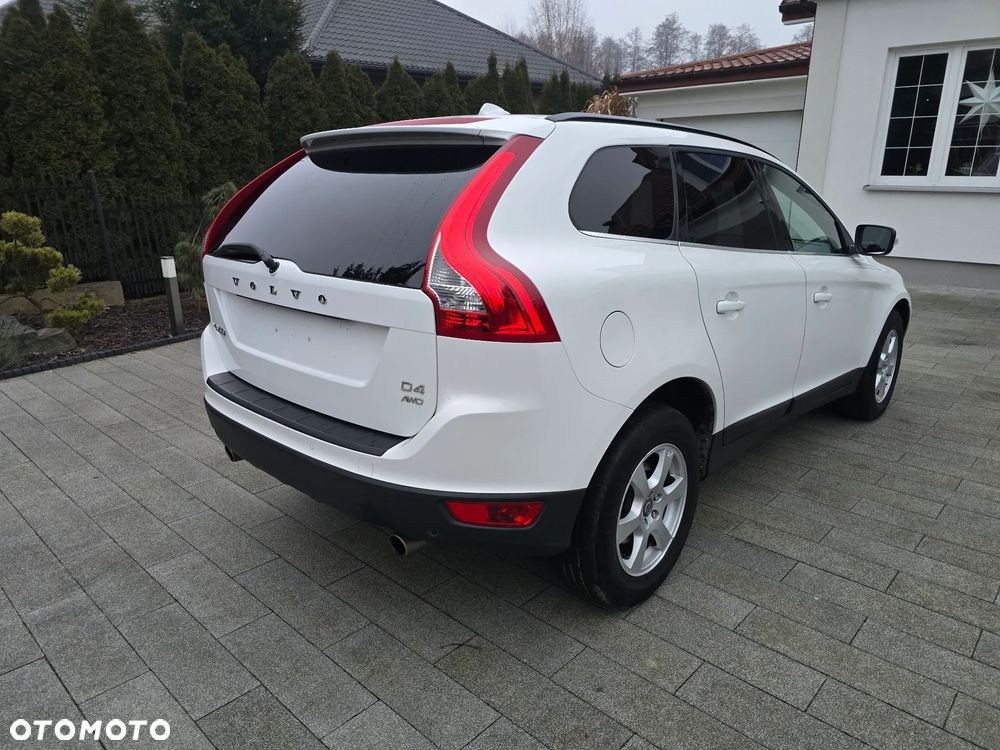 Volvo XC 60 D4 AWD Geartronic Momentum - 5