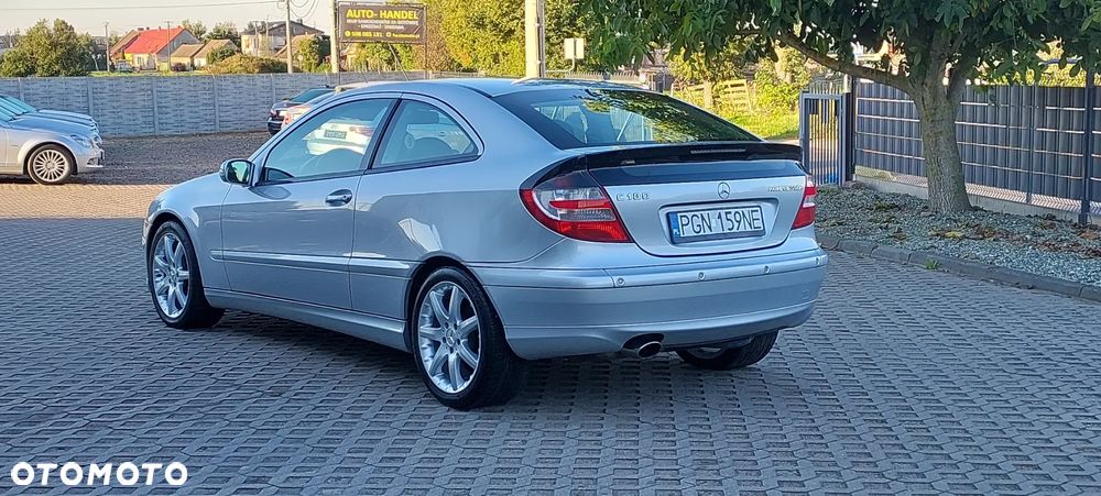Mercedes-Benz Klasa C - 22