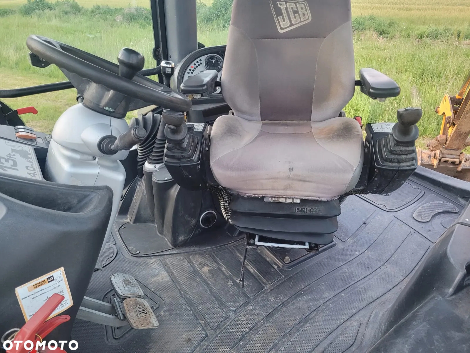 JCB 4CX - 11