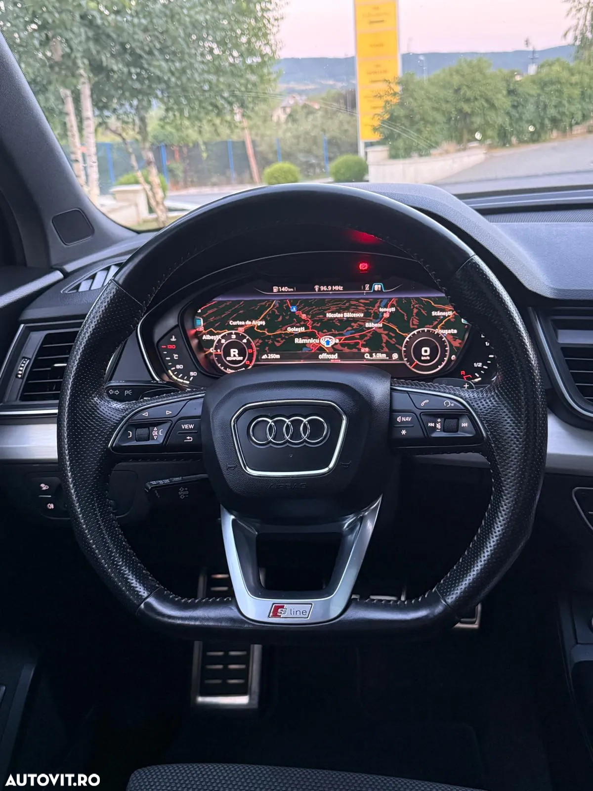 Audi Q5 40 TDI quattro S tronic sport - 11