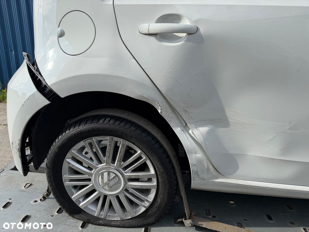 Volkswagen up! - 5