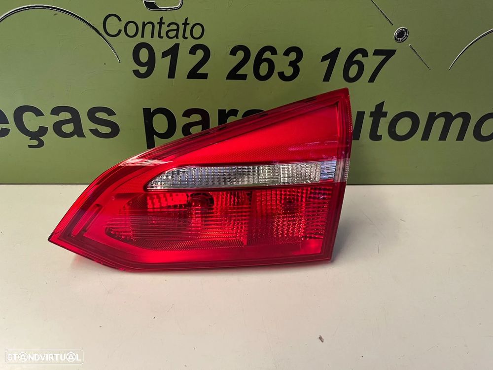 FORD FOCUS III CARRINHA PLASTICO MALA FAROLIM MOTOR - M332 - 6