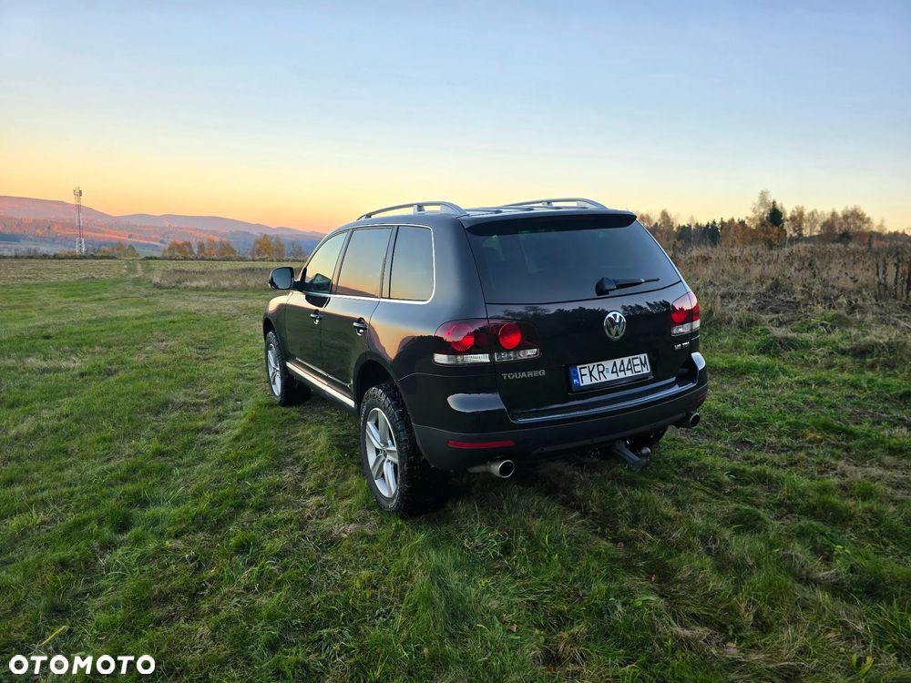 Volkswagen Touareg - 11