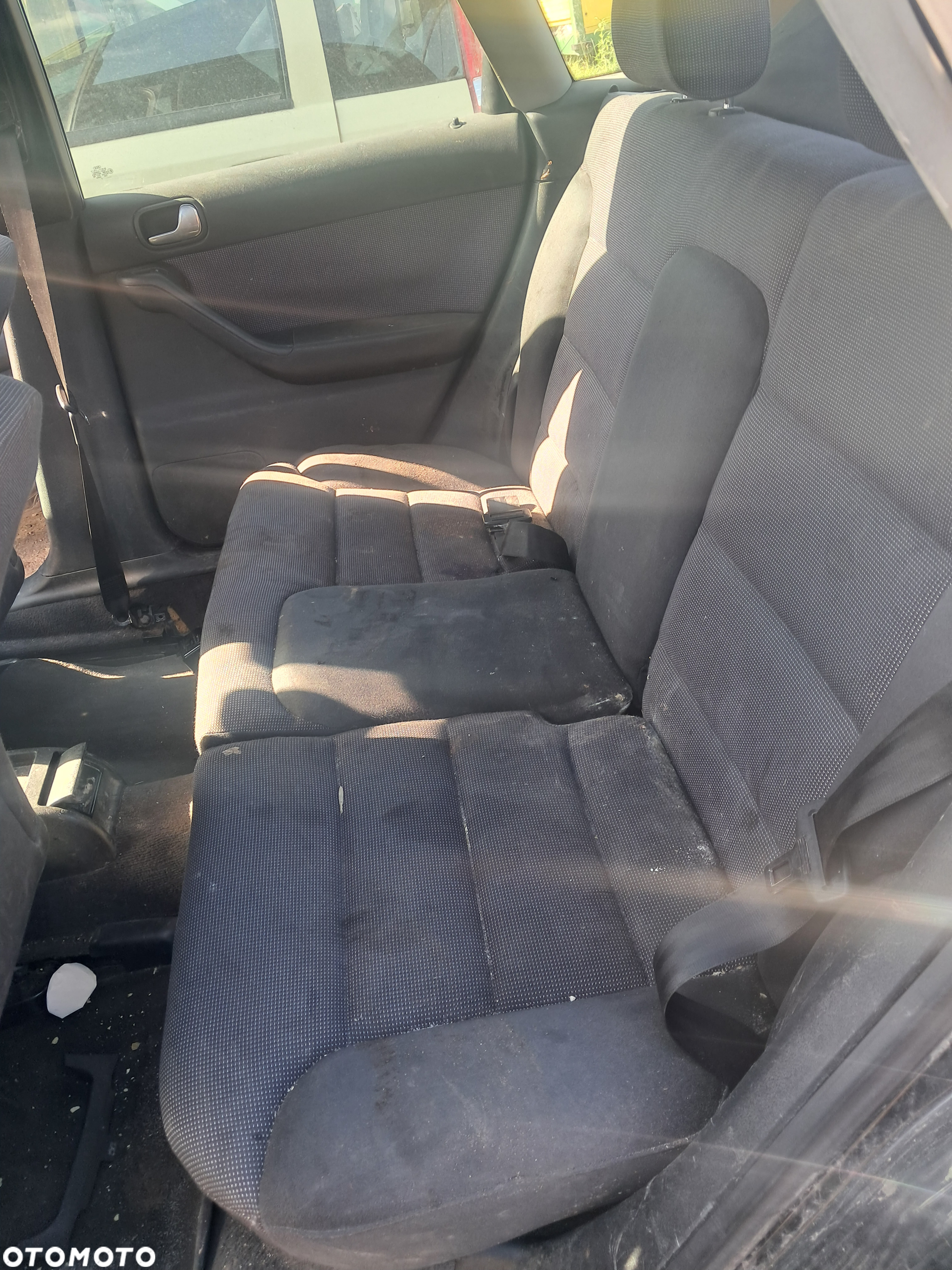 DAWCA CZĘŚCI AUDI A3 8L 2002 1.8 T AUM 5D KL.  LY9B - 11