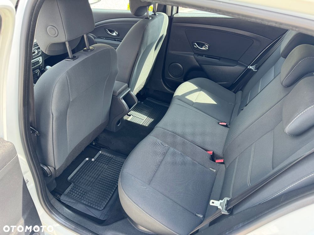 Renault Megane Grandtour 1.6 16V 100 TomTom Edition - 27