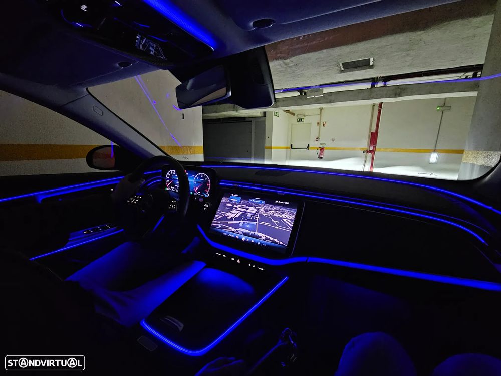 Mercedes-Benz E 220 - 24