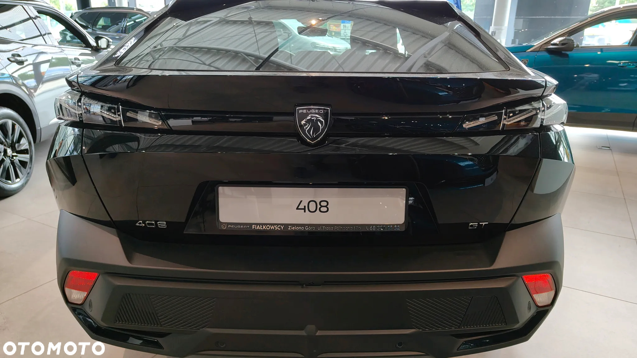 Peugeot 408 1.6 Plug-In Hybrid 225 GT EAT8 - 6