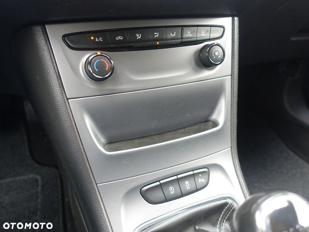 Opel Astra 1.4 Turbo Start/Stop Edition - 22