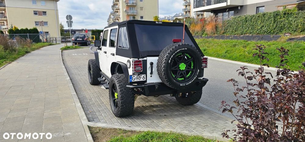 Jeep Wrangler 3.6 Unlim Sahara - 5