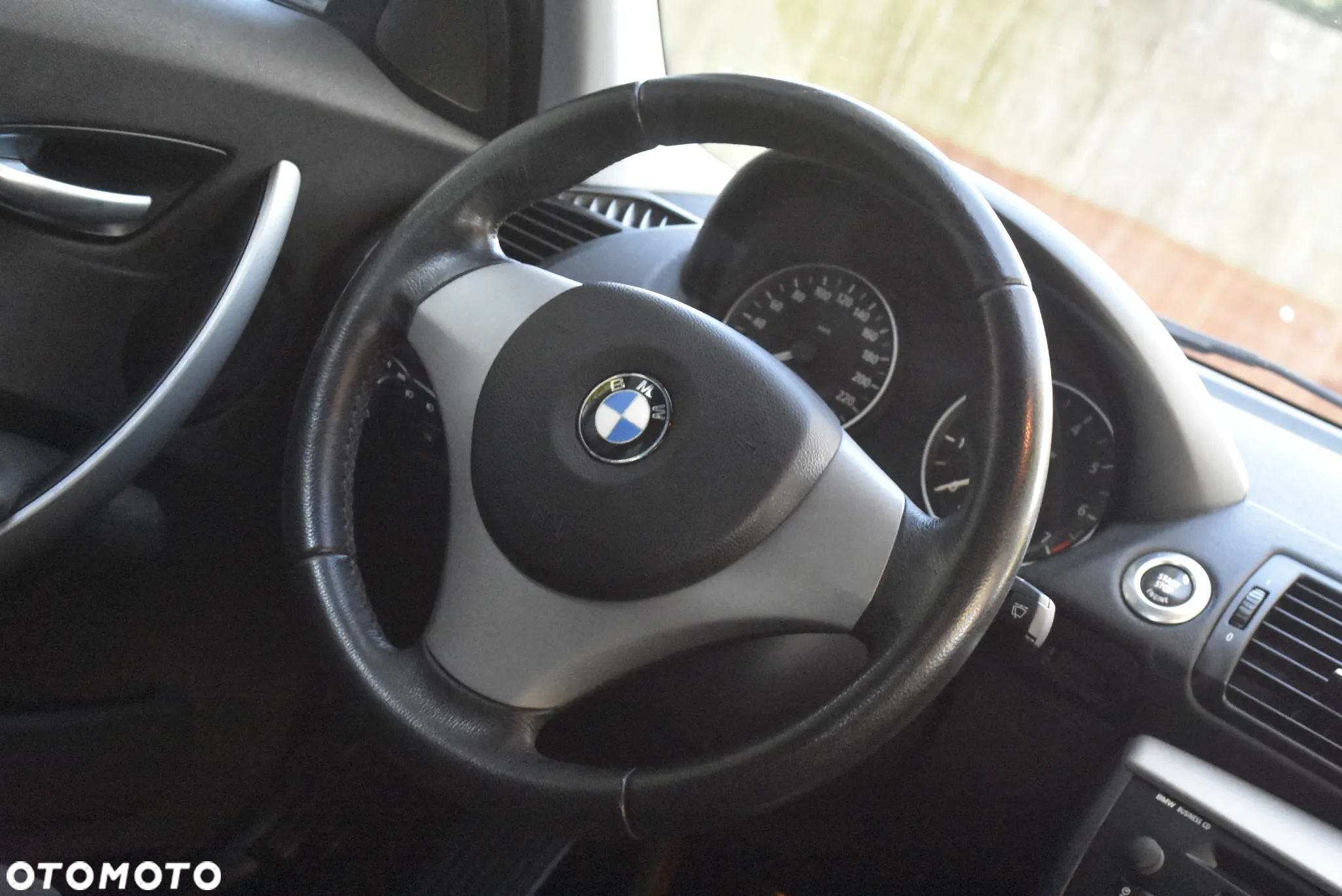 BMW Seria 1 118i - 12