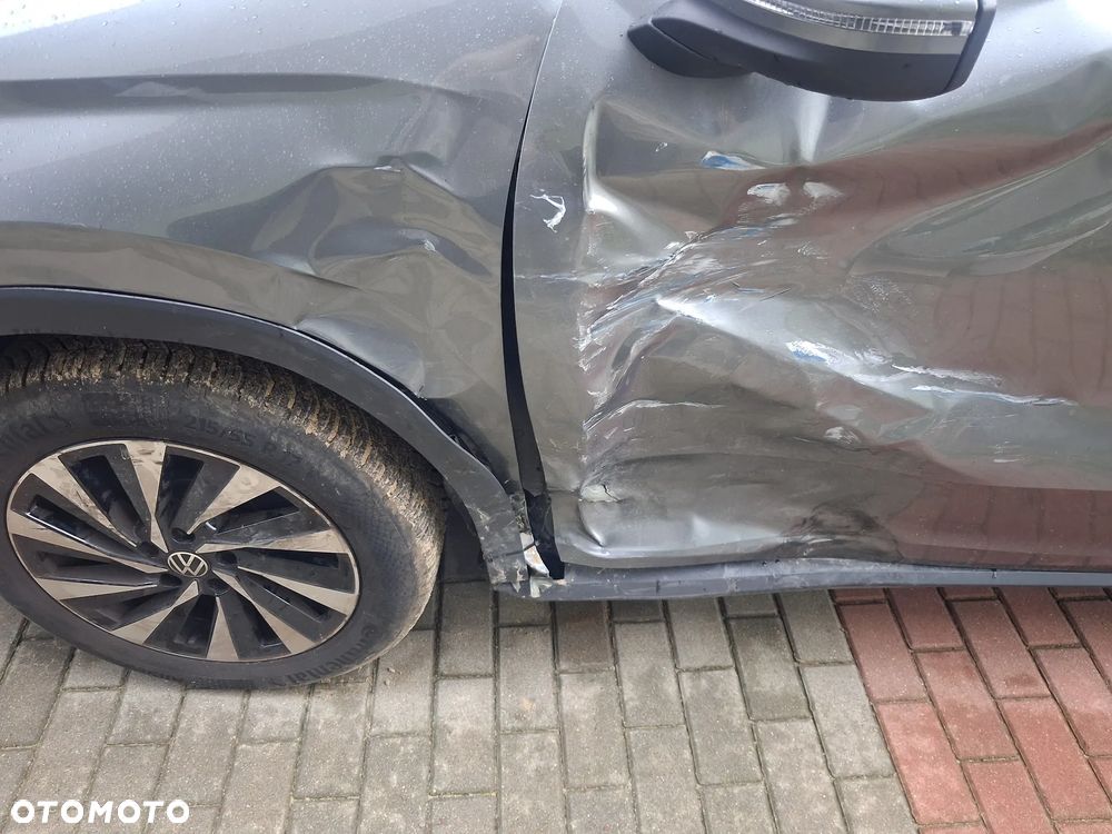 Volkswagen T-Roc 1.5 eTSI OPF DSG Style - 8