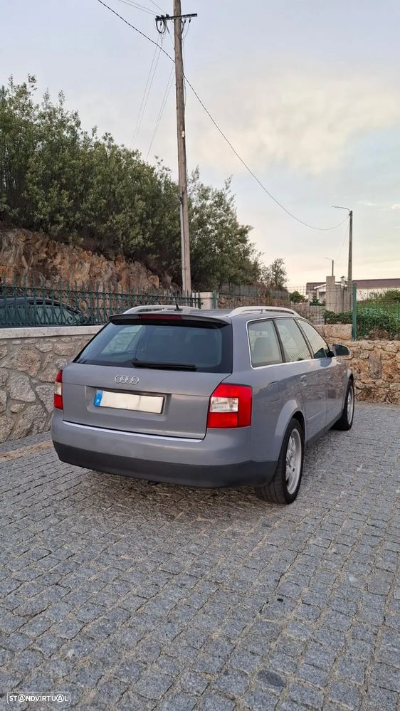 Audi A4 Avant - 16
