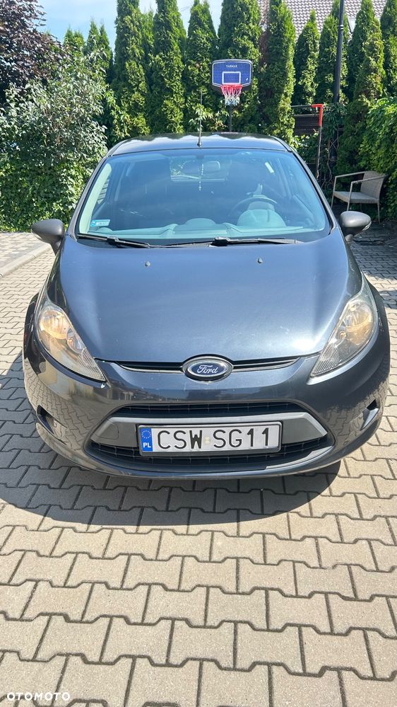 Ford Fiesta 1.25 Ambiente - 2