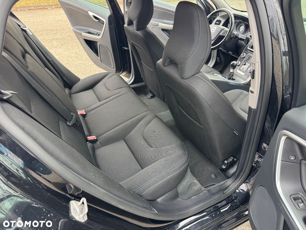 Volvo V60 - 16