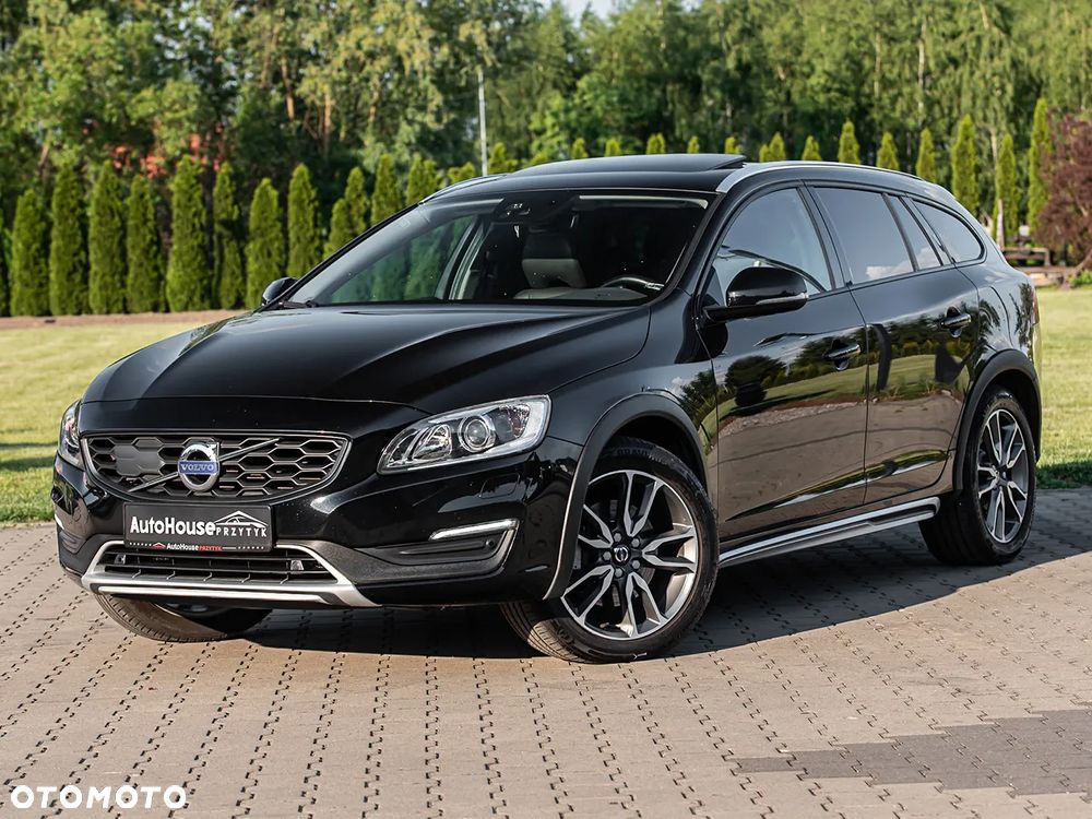 Volvo V60 Cross Country - 5