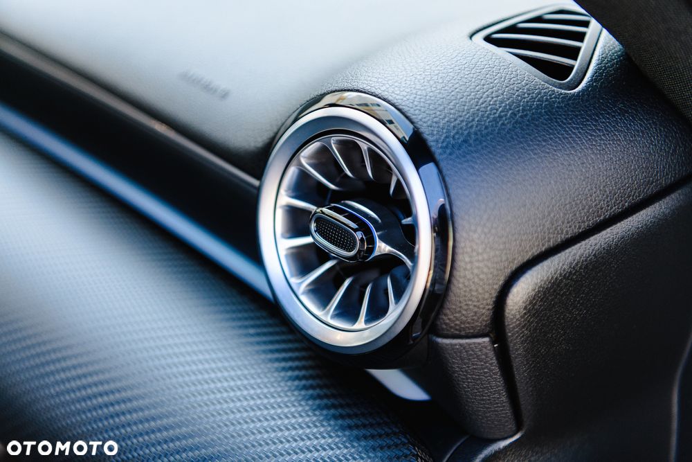 Mercedes-Benz Klasa A 200 7G-DCT - 21
