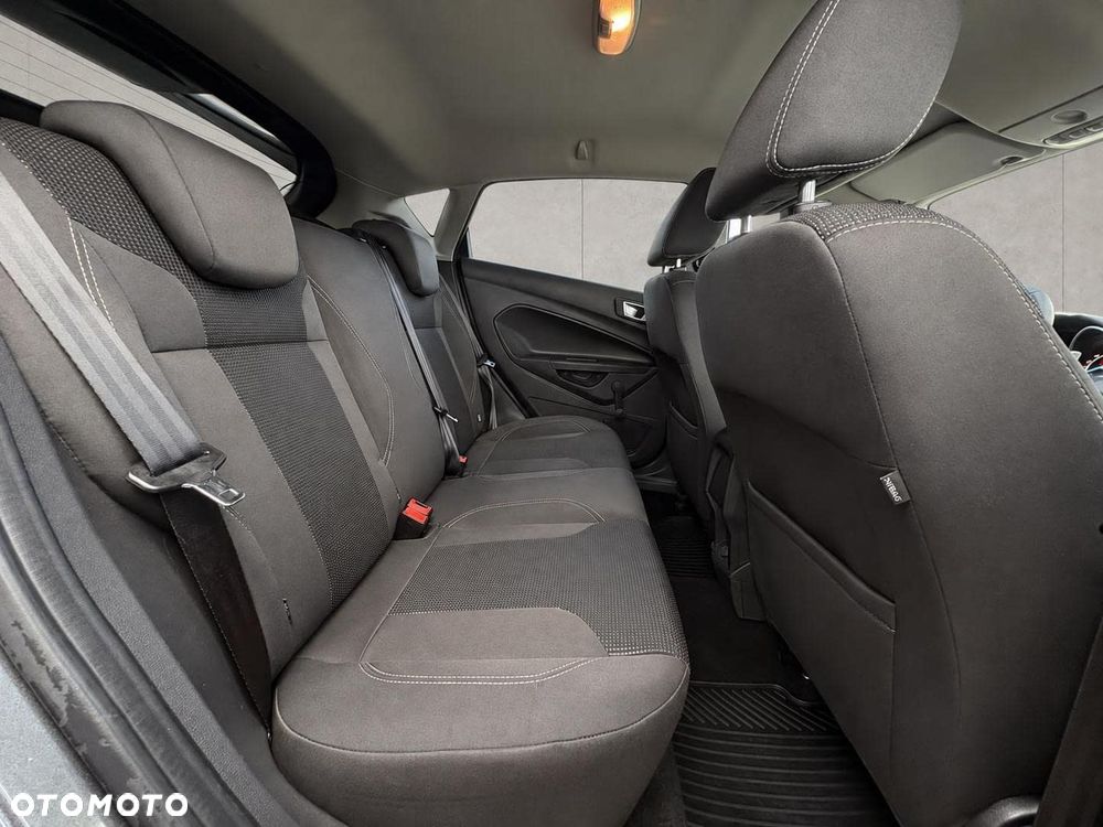 Ford Fiesta 1.0 EcoBoost Titanium - 14