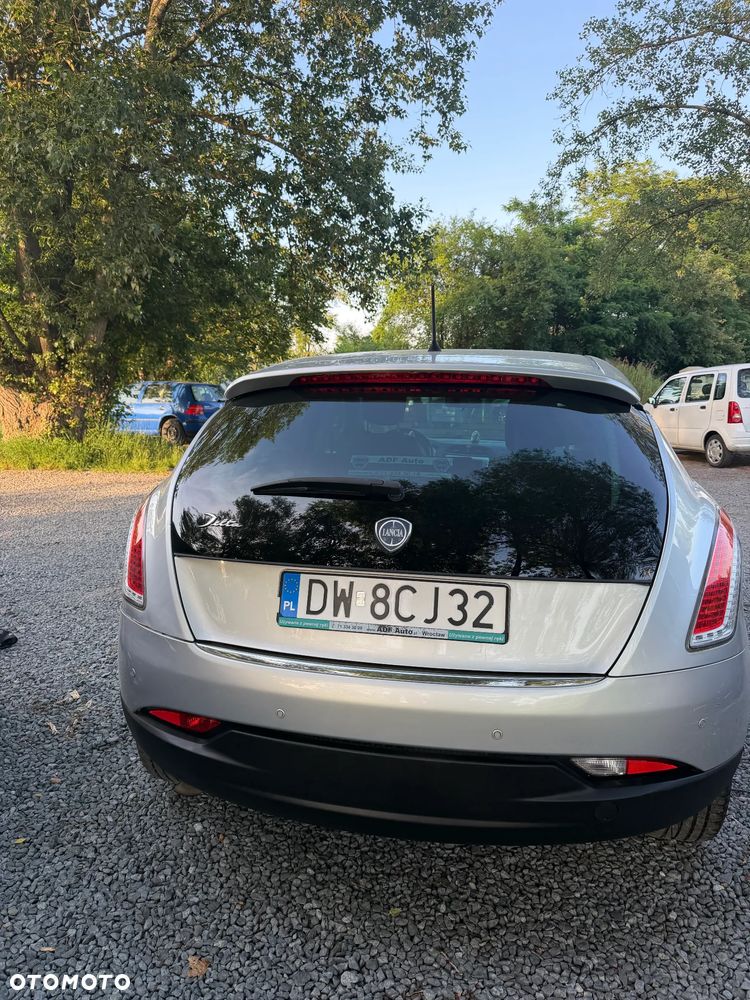 Lancia Delta 1.6 MJ Argento - 4