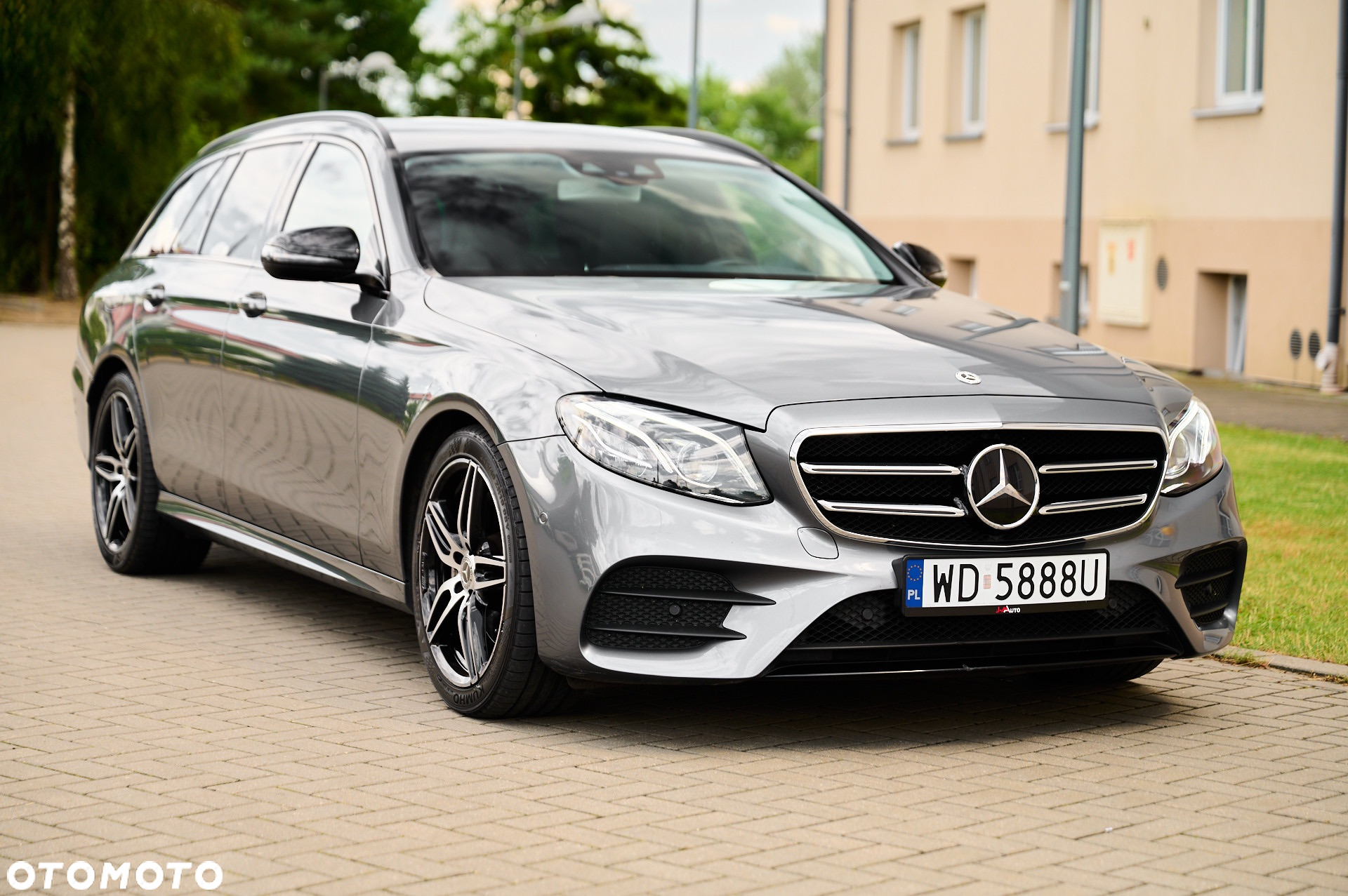 Mercedes-Benz Klasa E - 17
