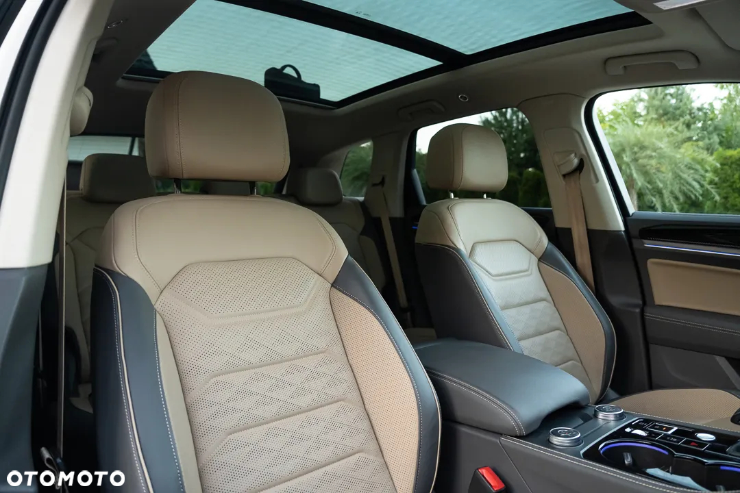 Volkswagen Touareg 3.0 V6 TDI 4Motion DPF Automatik R-Line - 21