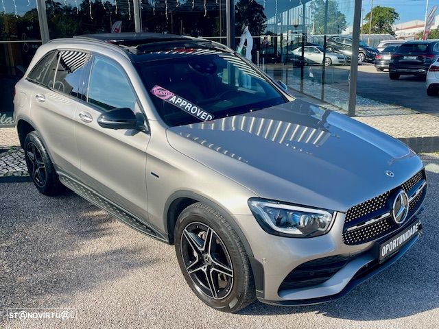 Mercedes-Benz GLC 300 de 4Matic 9G-TRONIC AMG Line - 29