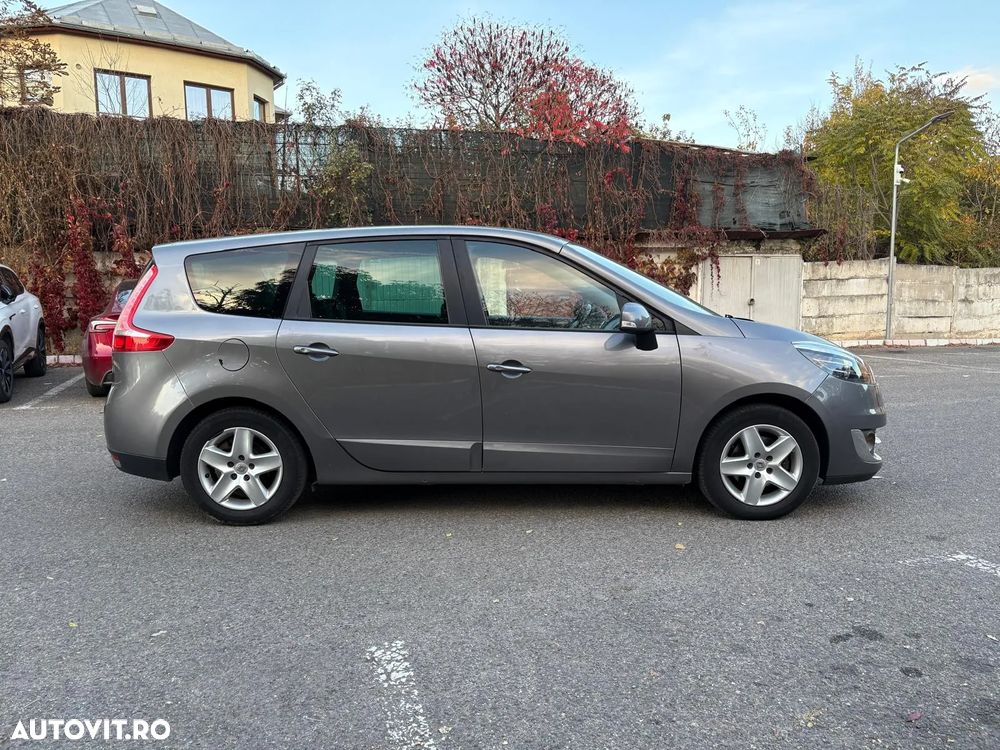 Renault Grand Scenic dCi 110 LIMITED - 13