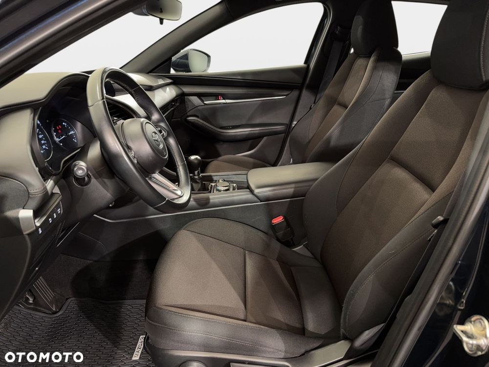 Mazda 3 - 13