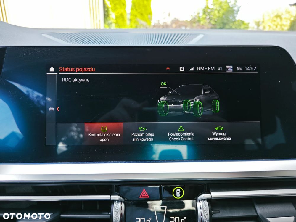 BMW Seria 3 318i M Sport - 14