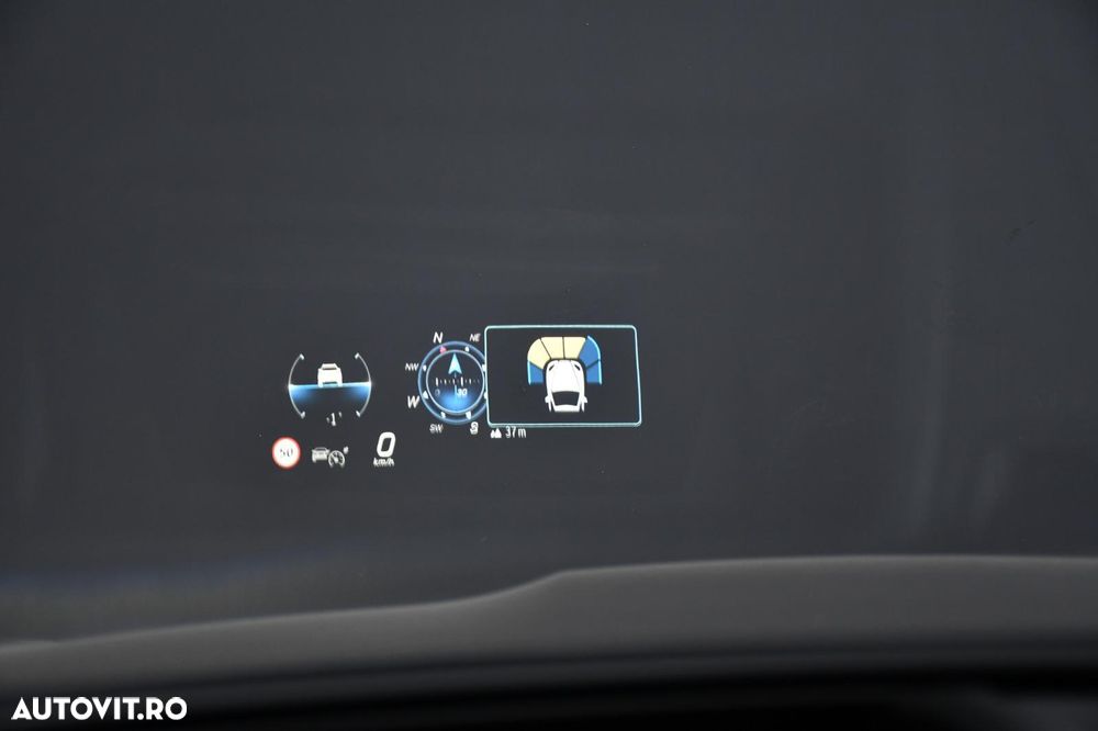 Mercedes-Benz GLC 300 d 4MATIC MHEV - 25